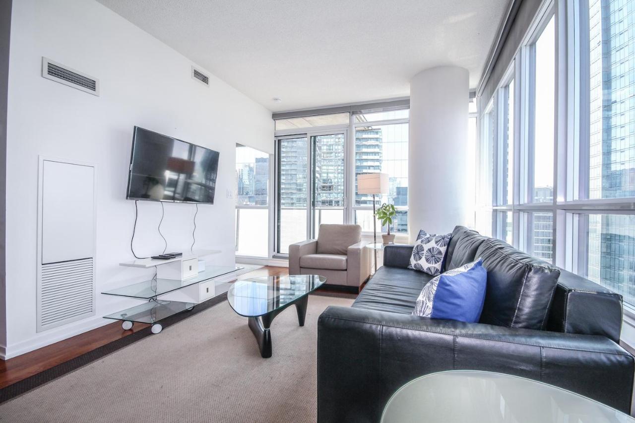 Sarkar Suites - Maple Leaf Square トロント エクステリア 写真