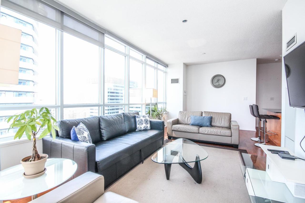 Sarkar Suites - Maple Leaf Square トロント エクステリア 写真